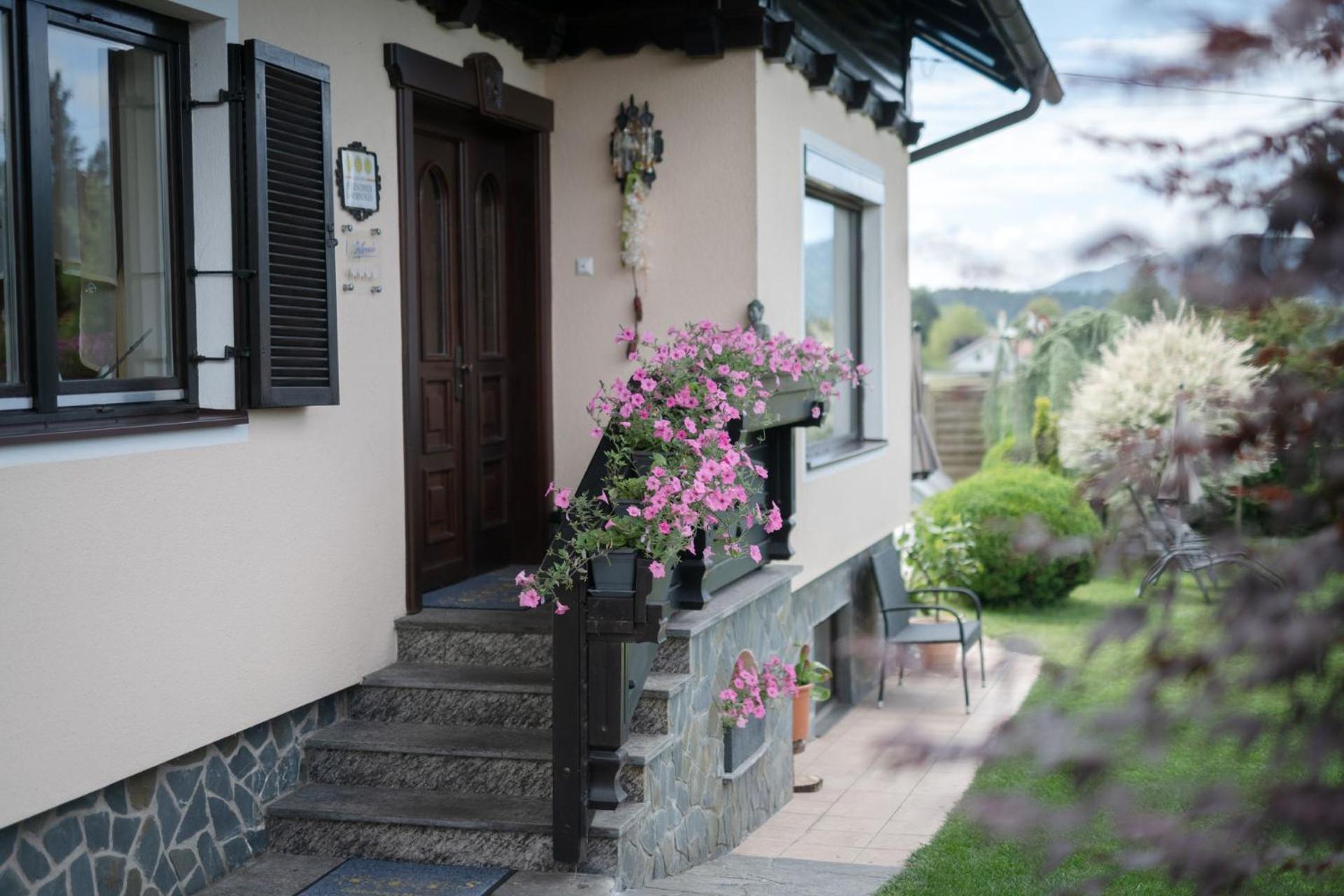 Gaestehaus Maurer/Bader Feldkirchen In Kaernten Ngoại thất bức ảnh